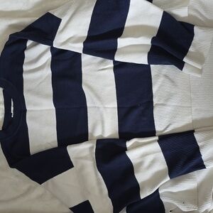 Womens Abercrombie Sweater